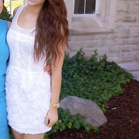 *HOST PICK* RACHEL by Rachel Roy Lace Florette Mini Dress - Picture 3 of 7